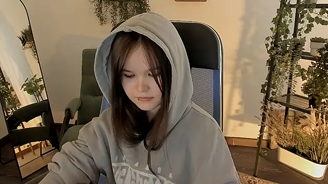 Chat +18 de Elainebeness ao vivo