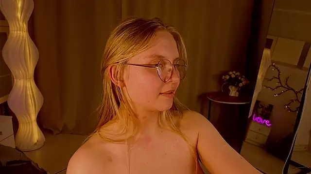 AlicaCohill's Live XXX Chat