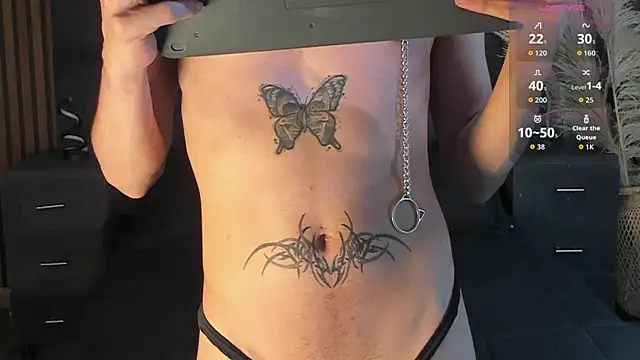 Show modela AndyWiilliams na web-kameri