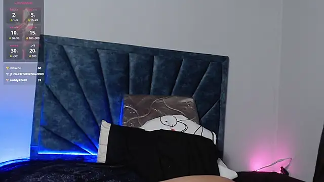 AliciaReby's Live XXX Chat