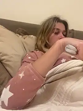 Chat XXX en directo de MilanaTaylor