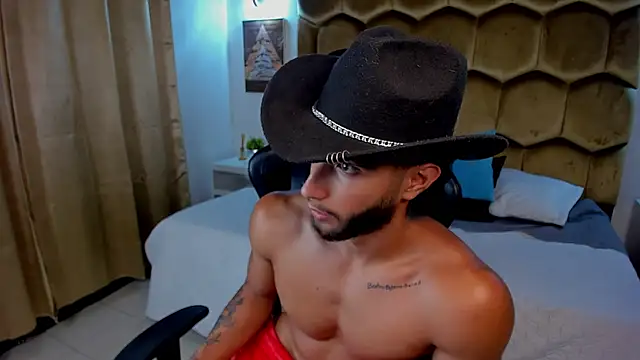 Emmet_CollinsJS Live XXX Chat