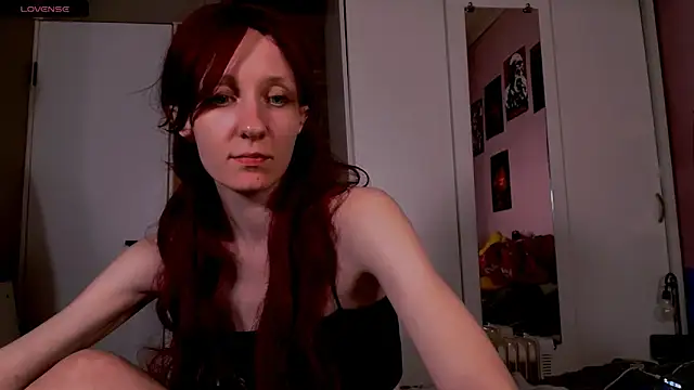 bzzz_bzzz Webcam-Show