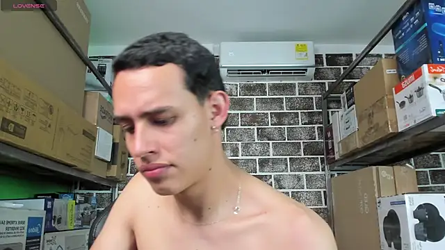 Вебкам-шоу 69osiris