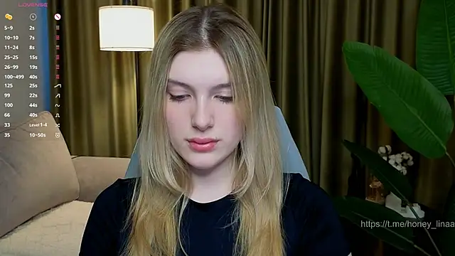 XXX chat uživo modela honey_kors