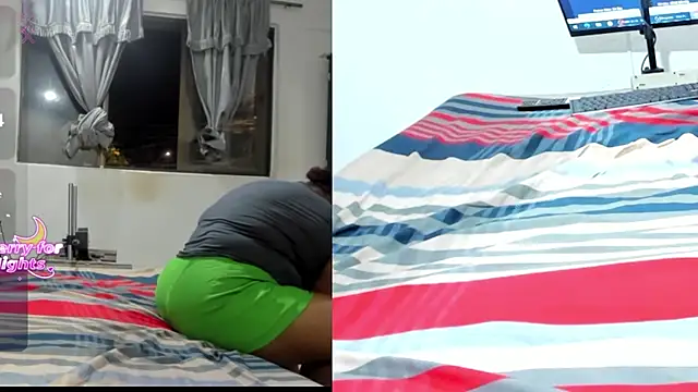 marilyn_16 Chat XXX live