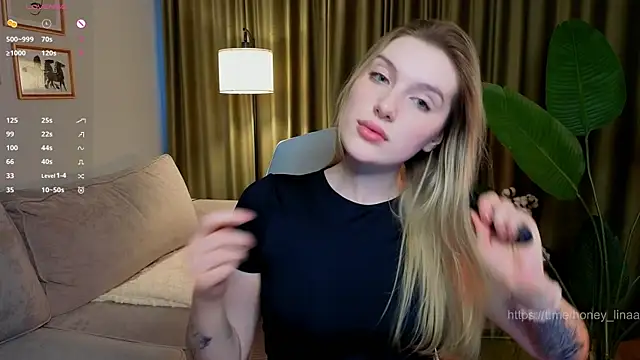 Chat +18 de honey_kors ao vivo