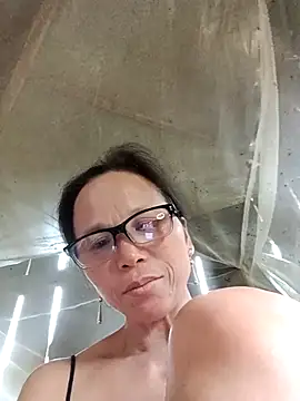 Tina6886's Live XXX Chat