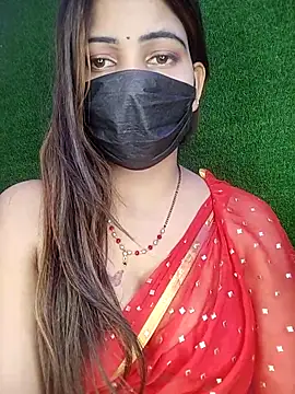 CUTI-NAINA élő XXX-chatje