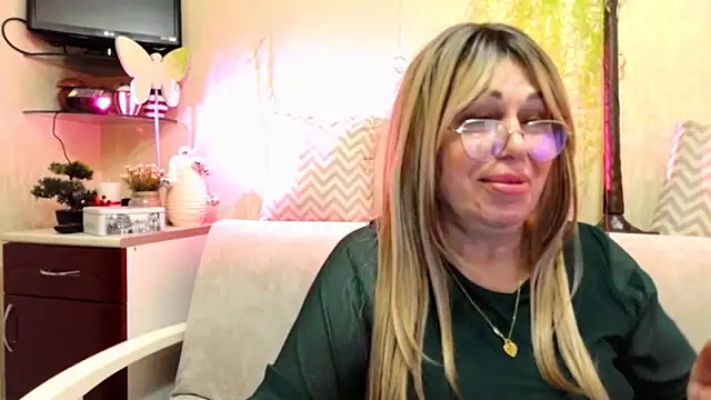 SusieNoreenn Live XXX chat