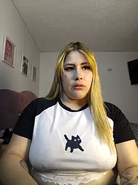 KitCatxx's Live XXX Chat