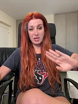 RoxxyDallas' Live XXX Chat