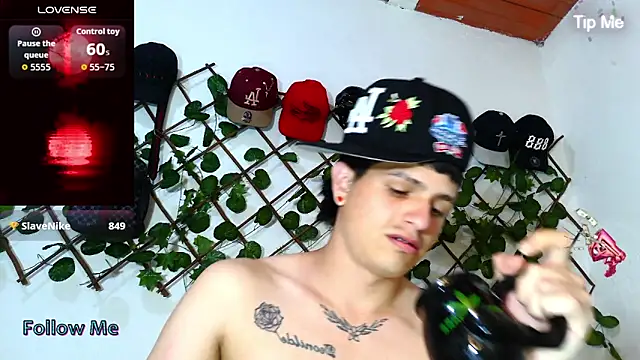 Themasterhades_777 在線直播表演