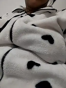 XXX chat uživo modela lolo890