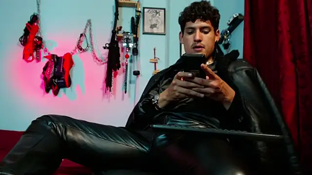 عرض كام dom2travelersss