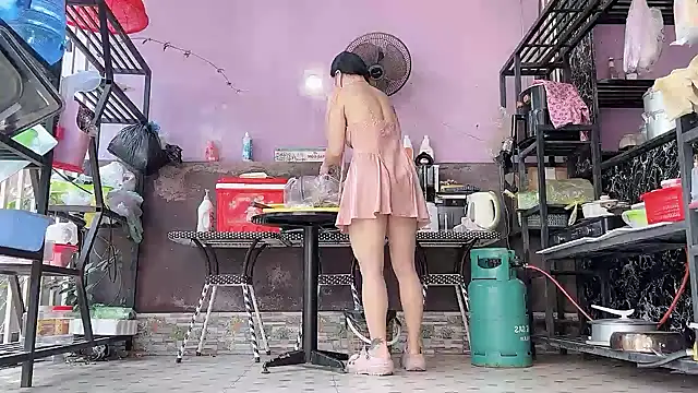 LinhChi_9x Live XXX-Chat