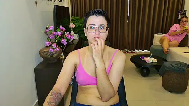 Sandra_Eva Pertunjukan Webcam