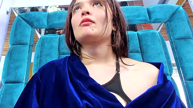 ARTEMISAKIMのライブXXXチャット