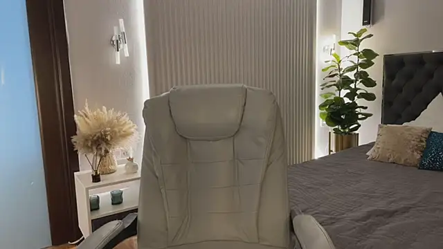 OhMyEmma Chat XXX live