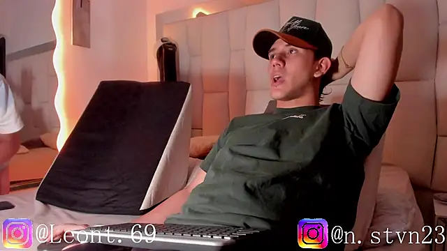 LoganTwink18: απευθείας συνομιλία ΧΧΧ