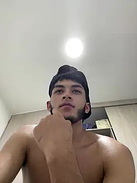 TylerffoxxのライブXXXチャット