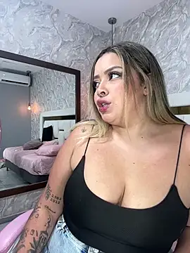 GenesisBlazeのライブXXXチャット