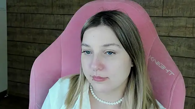 TinnaBurton – Live XXX-chat