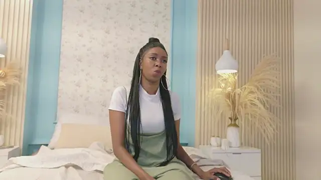 SarayCortezのライブXXXチャット