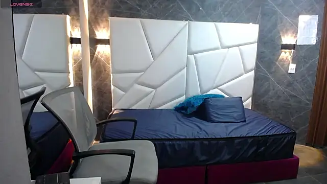 Shanel_blackのライブXXXチャット