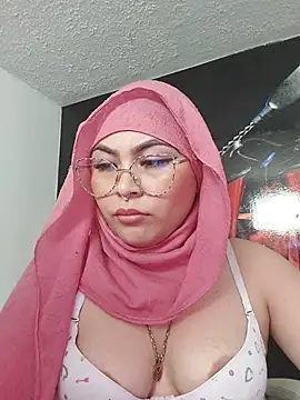 Elinaax: онлайн-секс-чат