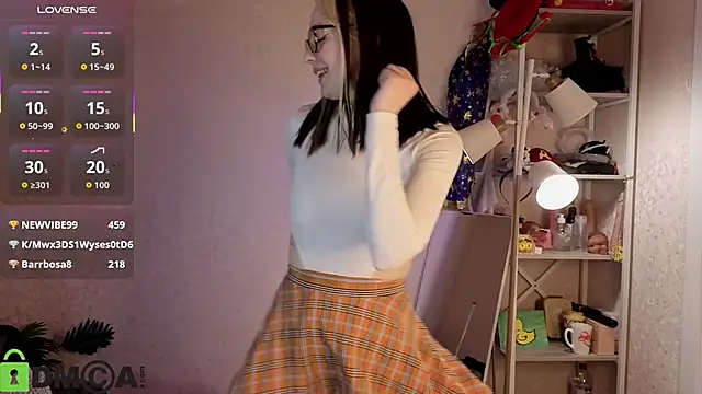 R0cket_bunny 现场XXX聊天