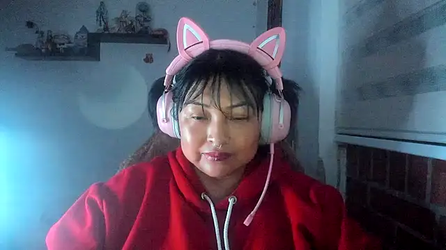 Shaddycute_ live XXX chat