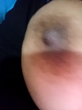 Pokazy przed kamerką – OCEANSQUITERXXX