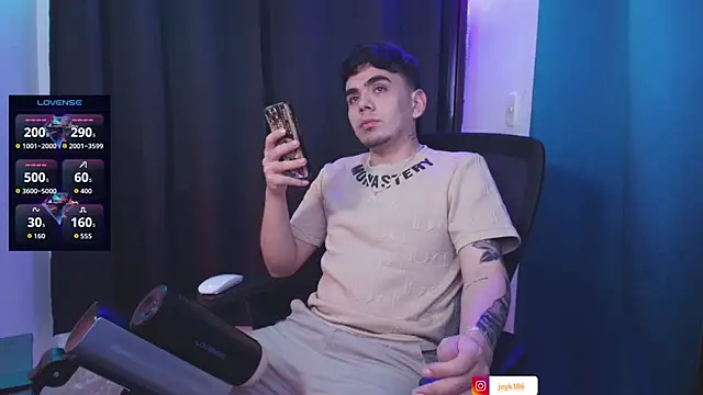 Guccy_Boy_Club Pertunjukan Webcam