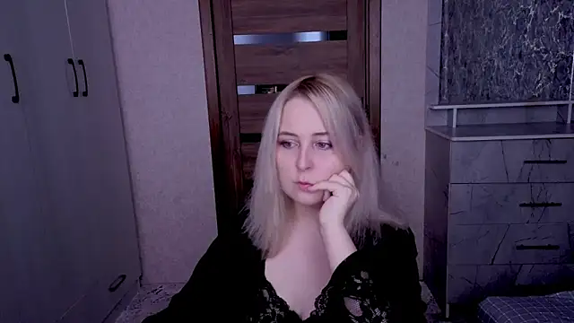 Kristy-Max 现场XXX聊天