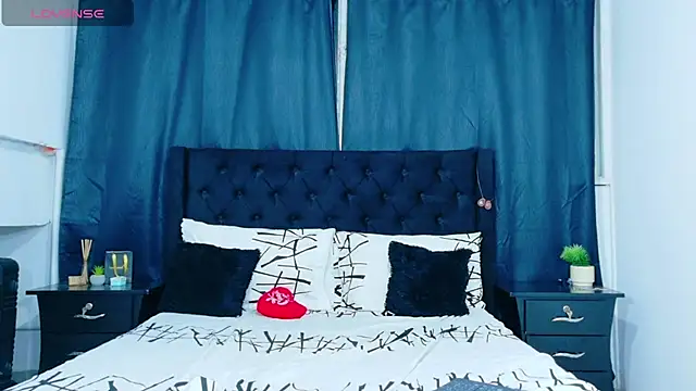 Beautifulkattia's Live XXX Chat