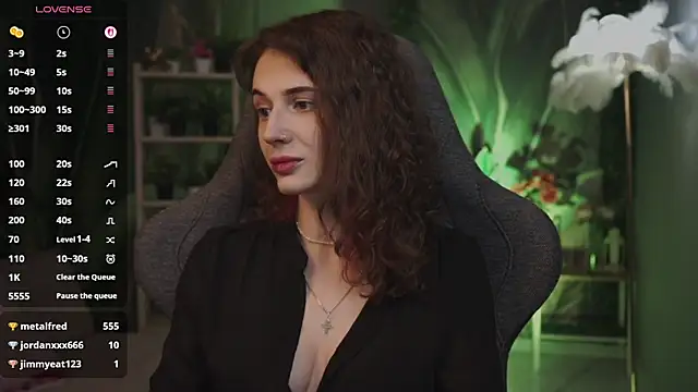 OliviaMcClean's Live XXX Chat