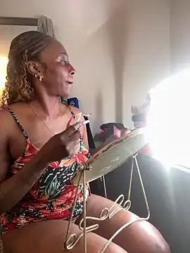 MadameMuse webcam show