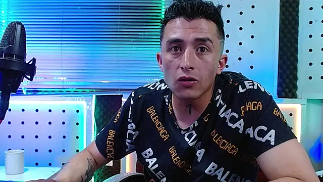 Godofcumxxx's Live XXX Chat