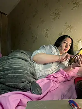 دردشة Naughtbaby_2025 الجنسية المباشرة