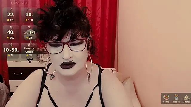 QuuenOfSin's Live XXX Chat