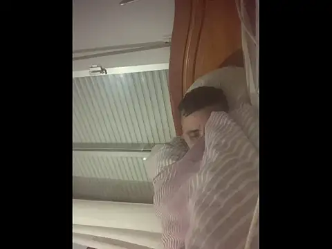 lucky1661: онлайн-секс-чат