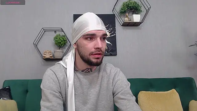 KaneHunter 在線直播表演