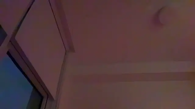 lukshofのウェブカメラショー