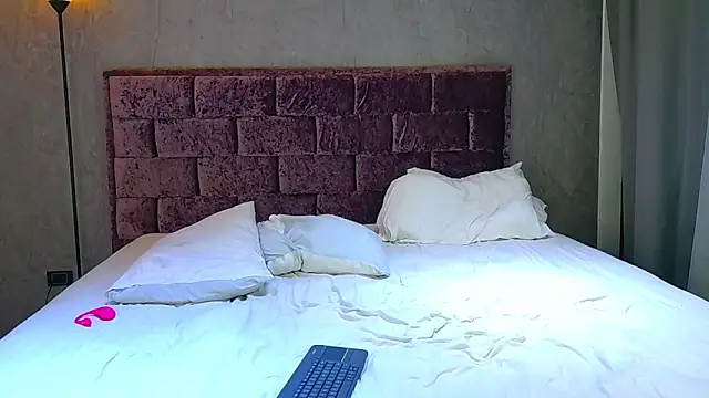 Bryan_Santos_z: онлайн-секс-чат