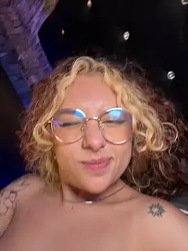 Amber-fire's Webcam Show