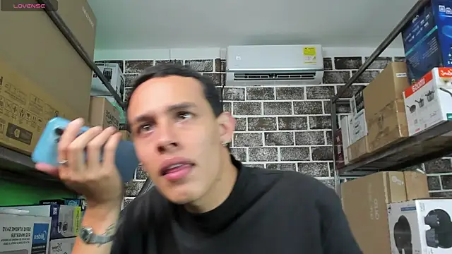 69osiris live XXX chat