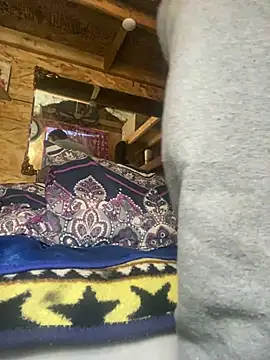 IDGAF-INDB's Live XXX Chat