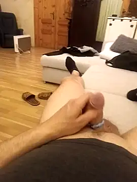 kenzzzz 在線直播表演