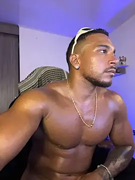 FreszX Adlı Modelin Web Kamerası Şovu